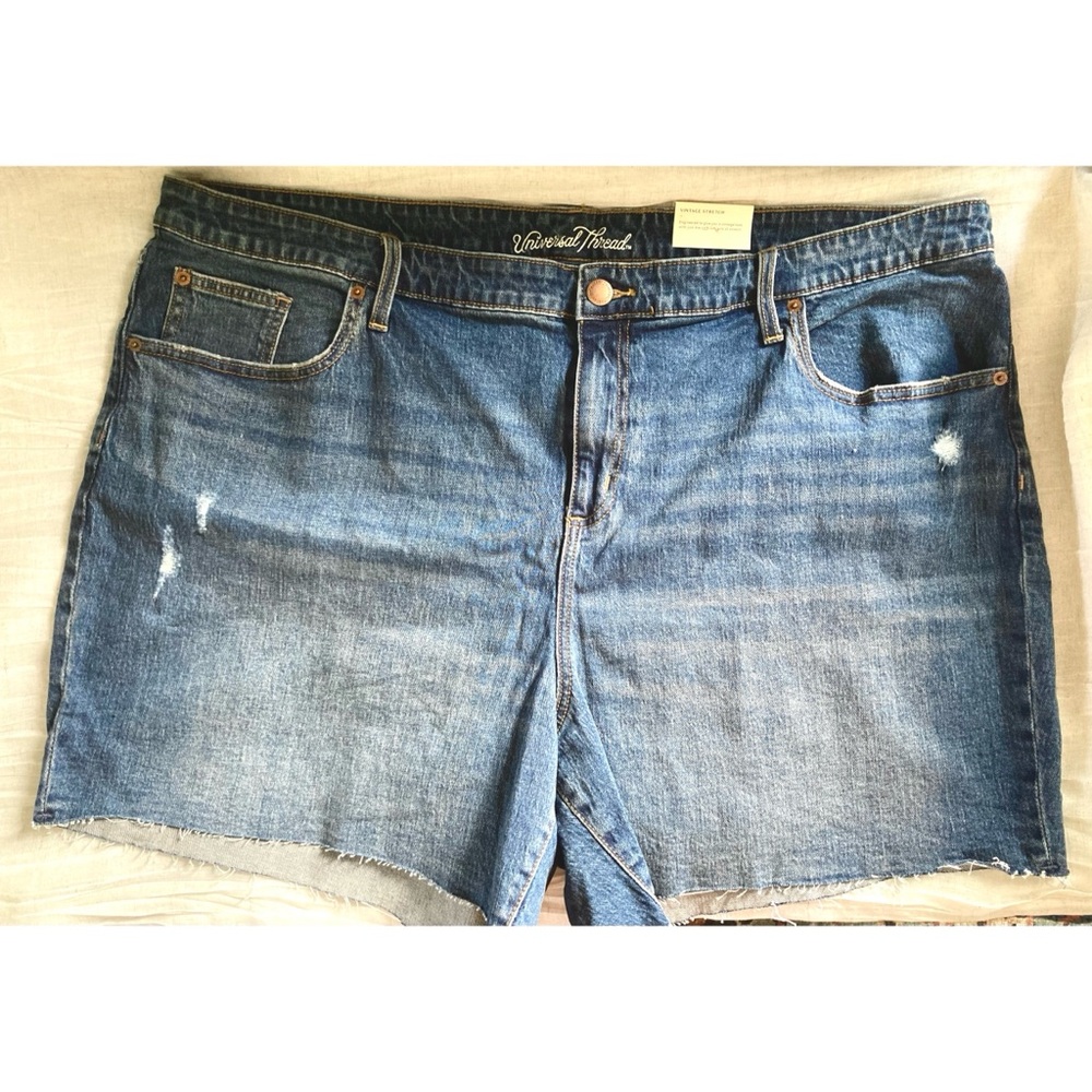 π3/$12 Universal Thread Vintage Stretch Boyfriend Jean Shorts 26W Denim NEW